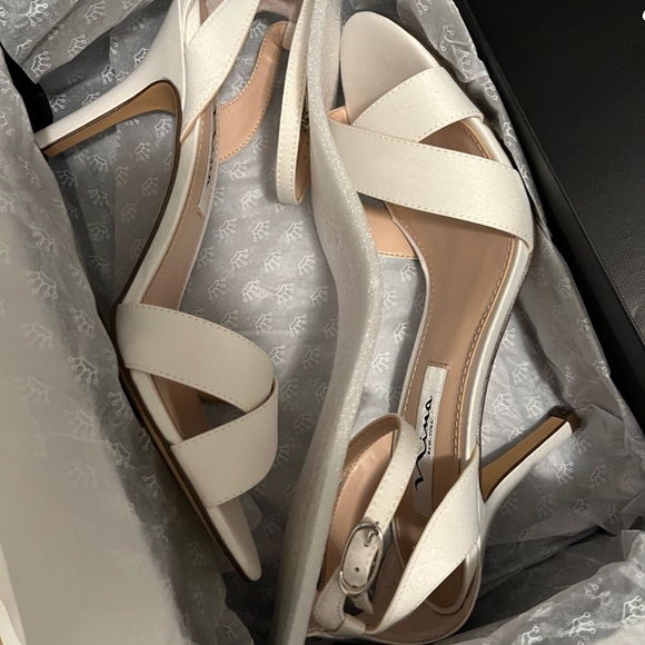 Satin Bridal Heels (Brand New) - Picture 4 of 7